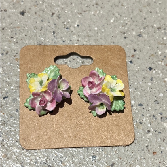 Jewelry - Vintage clip on Floral Pastel Earrings